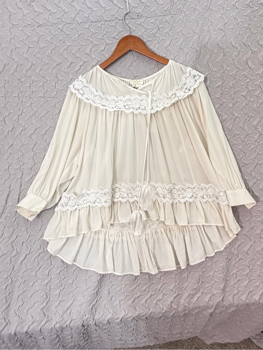 Kate Spade New York Silk Lace Ruffle High Low Boho Blouse Ivory womens Medium - Picture 11 of 12